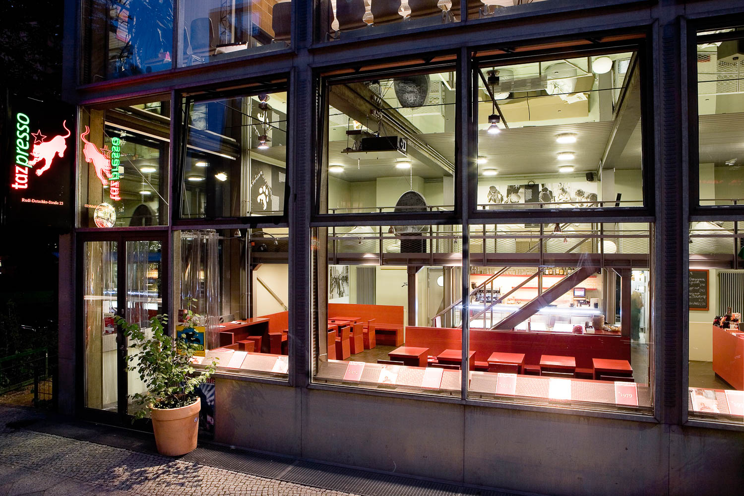 "tazpresso", Café im taz-Verlagshaus, Berlin